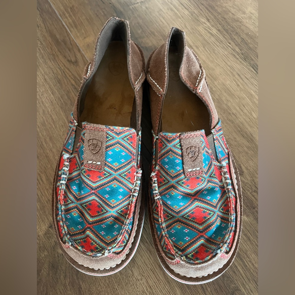 Ariat cruiser shoe brown Aztec blue